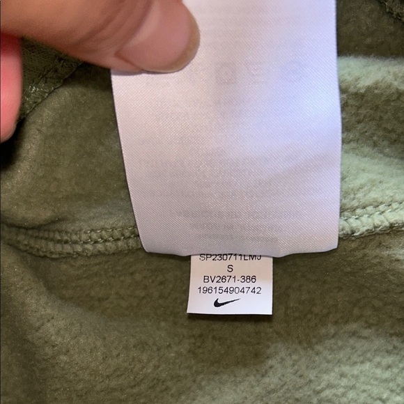 Nike Light Green Joggers - Picture 11 of 16